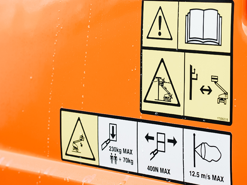 Autocolantes e adesivos para equipamentos