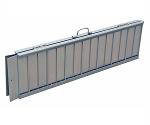 Foldable loading ramps