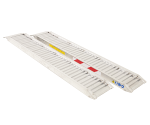 Loading ramps for rubber-tracked and medium-heavy vehicles