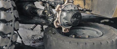 Kiedy muszę wymienić opony w wózku widłowym?