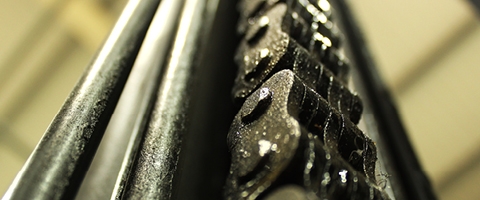 Cadenas de mallas en el mástil