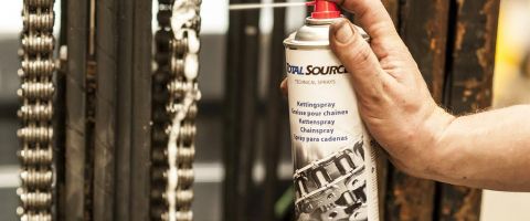 Lubrication of the lift chain: our tips